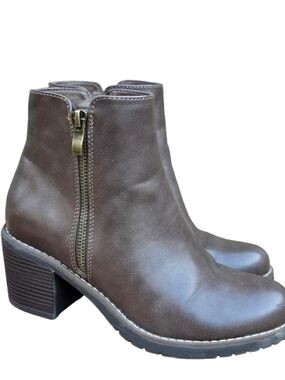 Women’s Brown Block Heel Leather Side Zip Ankle Boots 7